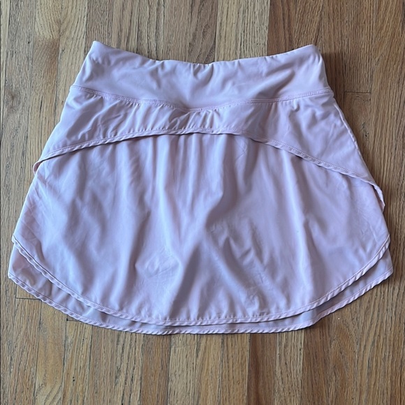 Chic Pink Athletic Skort Size: Small - Picture 3 of 7
